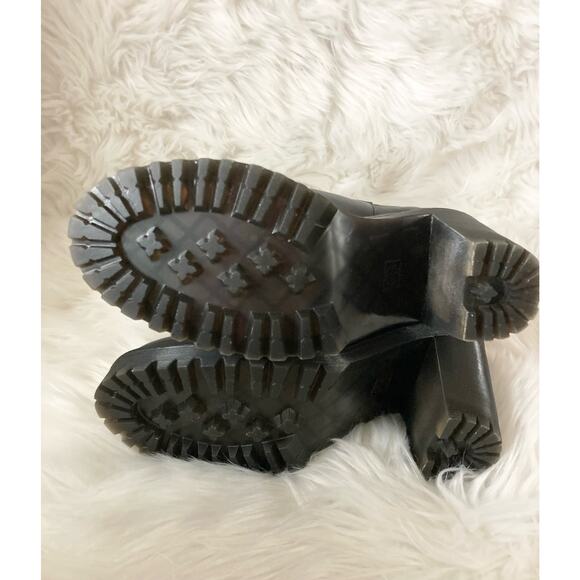 DR MARTENS Hurston Chelsea Lug Sole Heel Leather Boots 9 Black - Picture 9 of 11